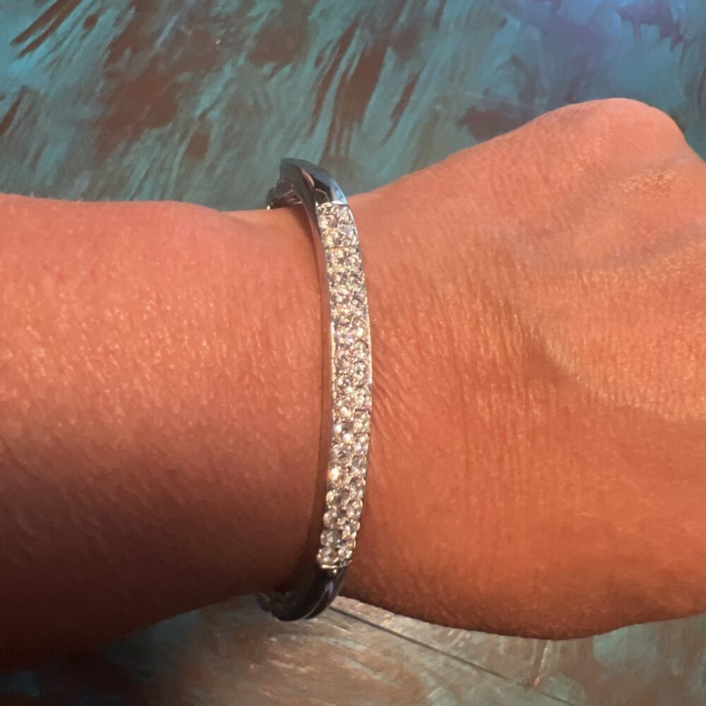 Swarovski hinged bangle rhodium-plated Clear Crystals